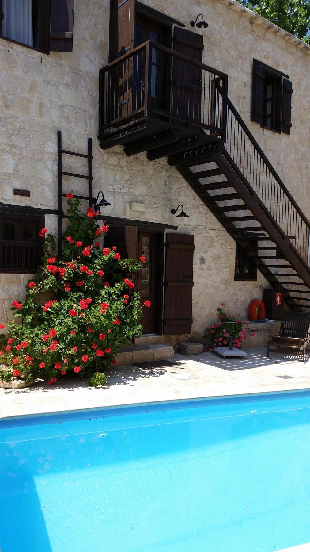 Leonidas Village Houses Goudhi ภายนอก รูปภาพ