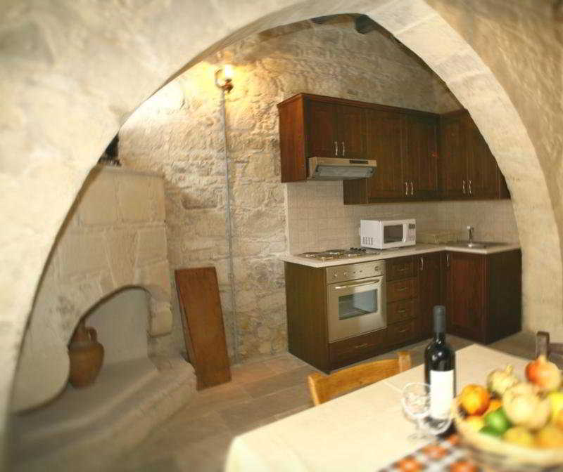 Leonidas Village Houses Goudhi ภายนอก รูปภาพ