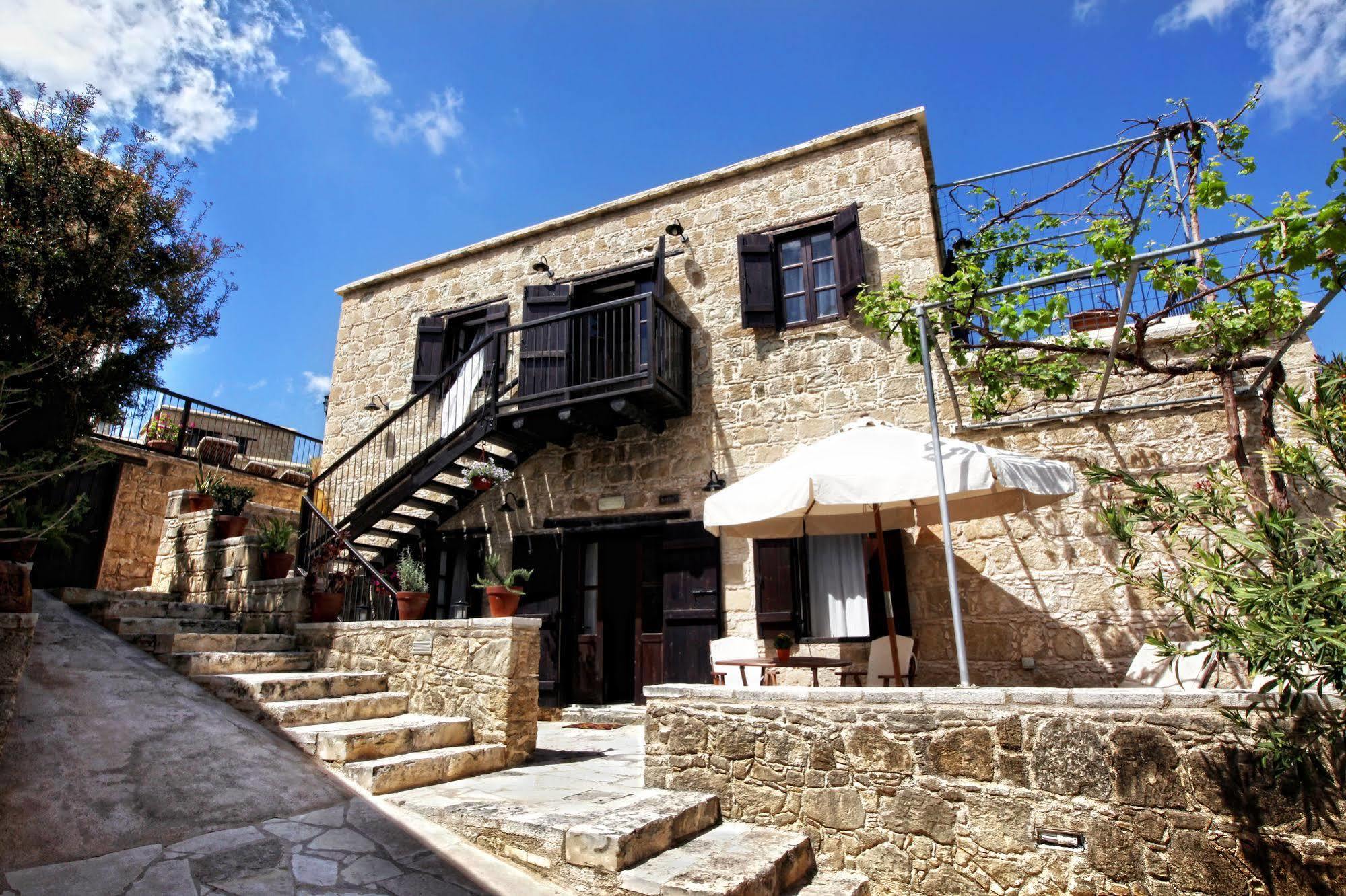 Leonidas Village Houses Goudhi ภายนอก รูปภาพ