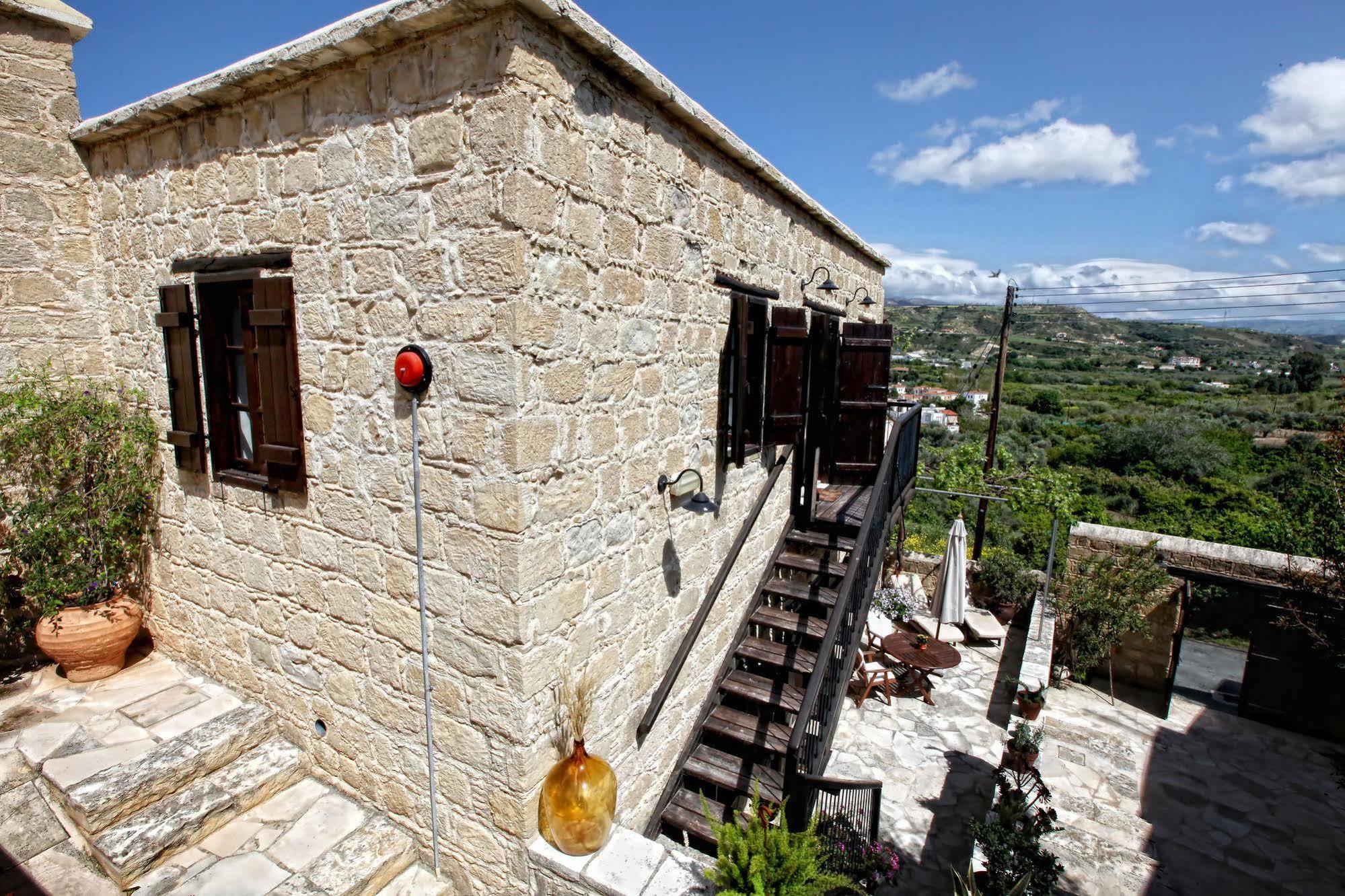 Leonidas Village Houses Goudhi ภายนอก รูปภาพ