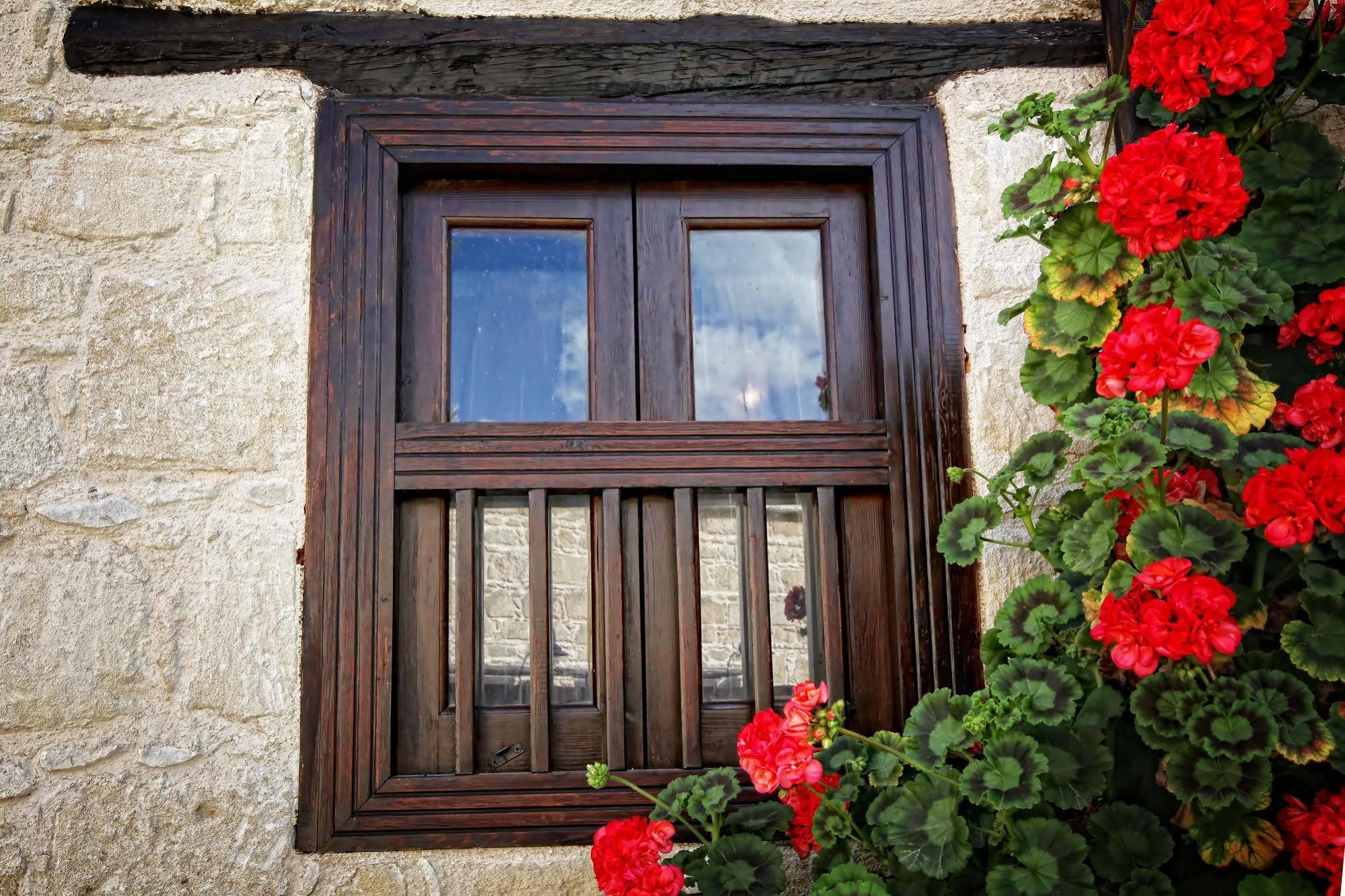 Leonidas Village Houses Goudhi ภายนอก รูปภาพ